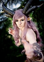 Cosplay-Cover: Warrior Faun