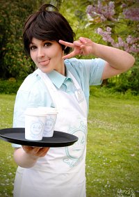 Cosplay-Cover: Oikawa Tōru (Café AU)