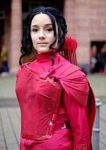 Cosplay-Cover: Katniss - Red suit