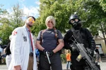 Cosplay-Cover: Leon S. Kennedy (RE4)