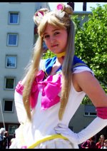 Cosplay-Cover: Super Sailor Moon