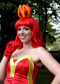 Cosplay-Cover: McDonald's Waitress [Das Fünfte Element]