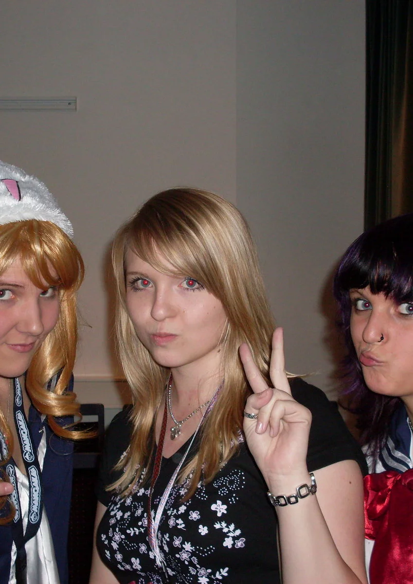 Cosplay-Cover: Schulmädchen