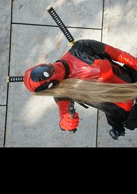 Cosplay-Cover: Lady DeadPool