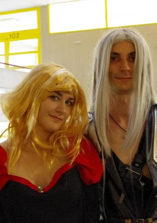Cosplay-Cover: Schwarze Odette