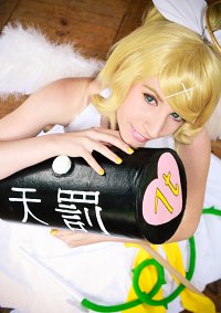 Cosplay-Cover: Kagamine Rin [Heaven and Hell]