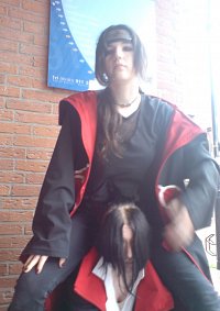 Cosplay-Cover: Itachi Uchiha Akatsuki