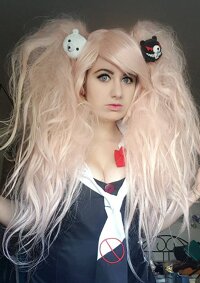 Cosplay-Cover: Junko Enoshima