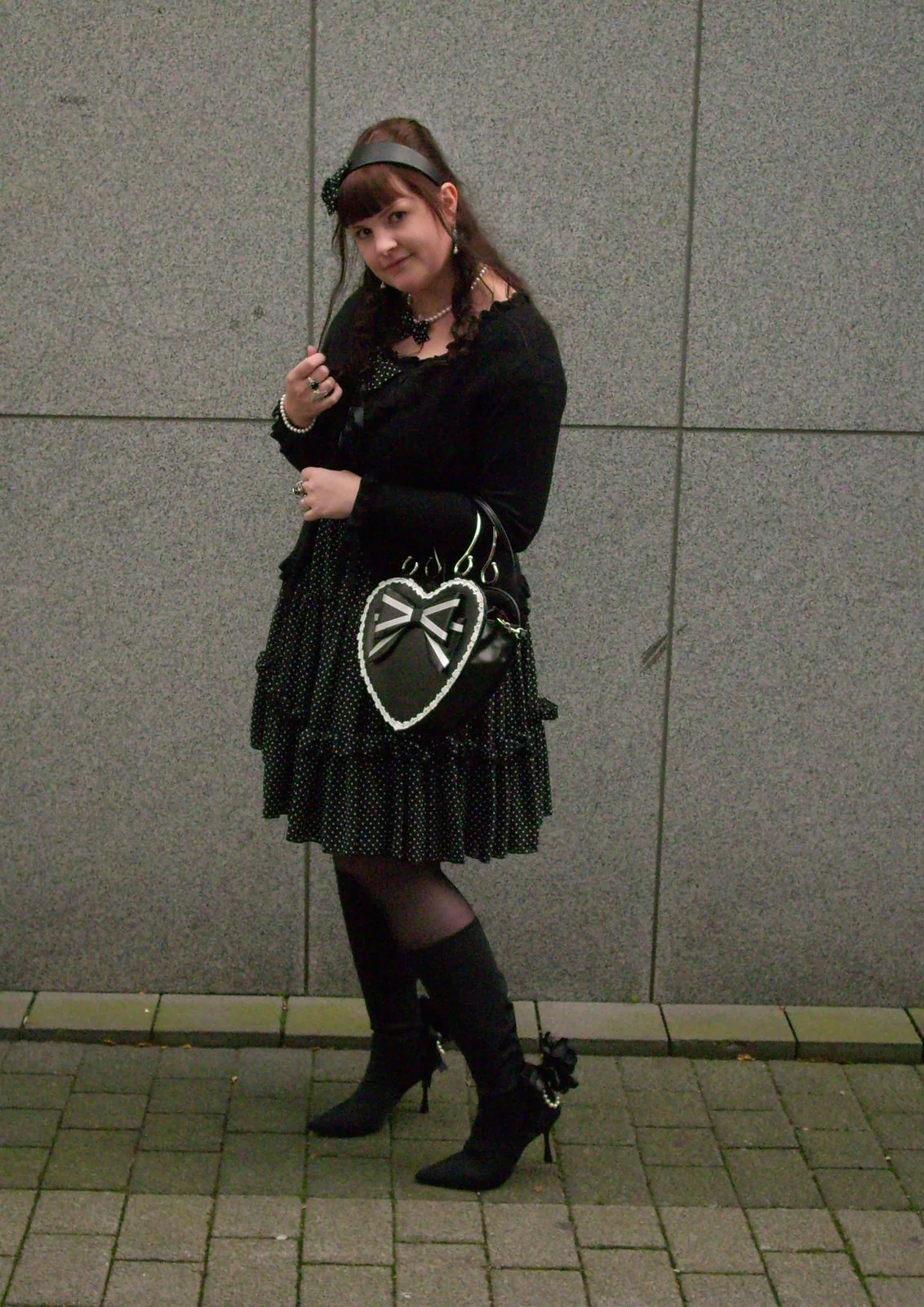 Cosplay-Cover: Hime-Lolita in Jesus Diamante-Replica Schuhen :)