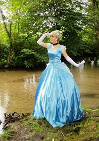 Cosplay-Cover: Cinderella ~*Ballkleid*~