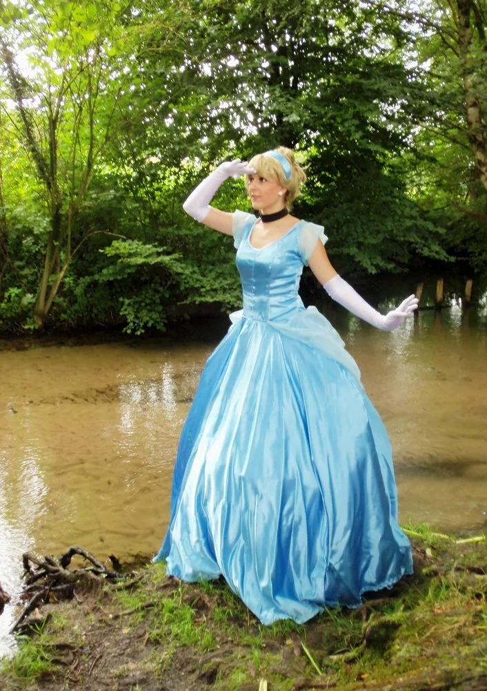 Cosplay-Cover: Cinderella ~*Ballkleid*~