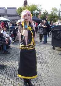 Cosplay-Cover: Luka Megurine [Basic]