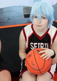 Cosplay-Cover: Kuroko Tetsuya - Black Seirin Trikot (ST1)