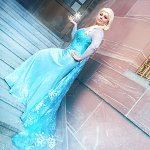 Cosplay: Queen Elsa of Arendelle