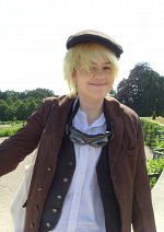 Cosplay-Cover: Bard (Reise-Outfit)