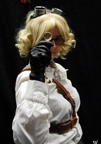 Cosplay-Cover: Norma J. Earhart