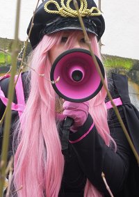 Cosplay-Cover: Luka Megurine <3 Love Is War