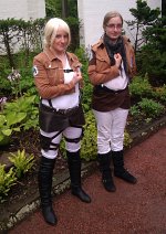 Cosplay-Cover: Annie Leonhardt