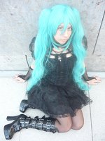 Cosplay-Cover: Miku Hatsune (Gothic version)