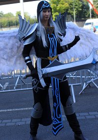 Cosplay-Cover: Richtspruch Kayle
