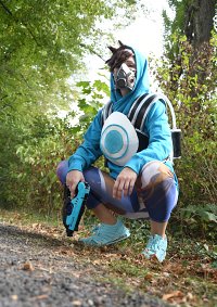 Cosplay-Cover: Tracer Graffity skin
