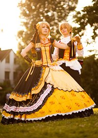 Cosplay-Cover: Kagamine Rin [Daughter of evil]