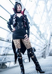 Cosplay-Cover: Eliza Cassan [Deus Ex: Human Revolution]