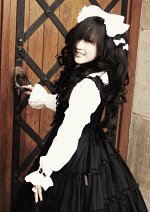 Cosplay-Cover: The Classic Gothic Lolita (Meta Sharring Dress)