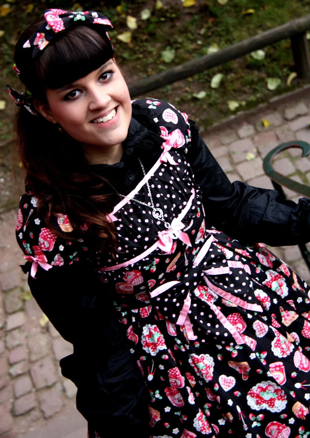 Cosplay-Cover: Sweet Jam OP black
