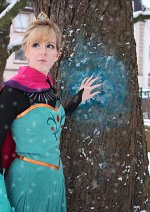 Cosplay-Cover: Elsa (Coronation)