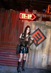 Cosplay-Cover: Cyberpunk - SOLO