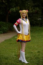 Cosplay-Cover: Eternal Sailor Moon