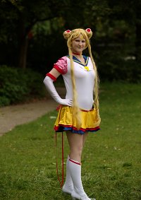 Cosplay-Cover: Eternal Sailor Moon