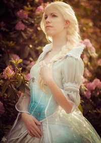 Cosplay-Cover: Elsa ~NoFlutter Design~