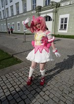 Cosplay-Cover: Madoka Kaname