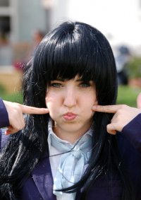 Cosplay-Cover: Mio Akiyama [Schuluniform]