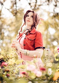 Cosplay-Cover: Aerith Gainsborough