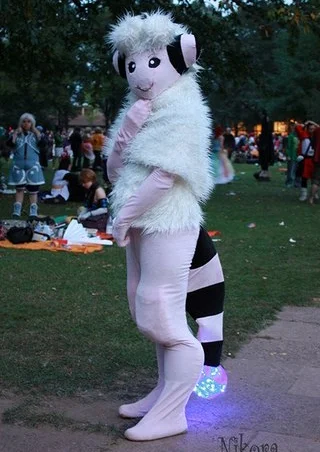 Cosplay-Cover: Waaty