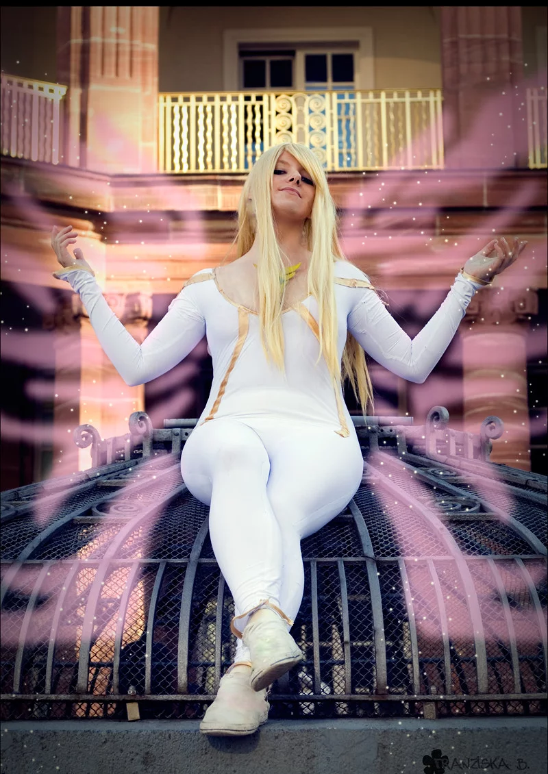 Cosplay-Cover: Yggdrasill