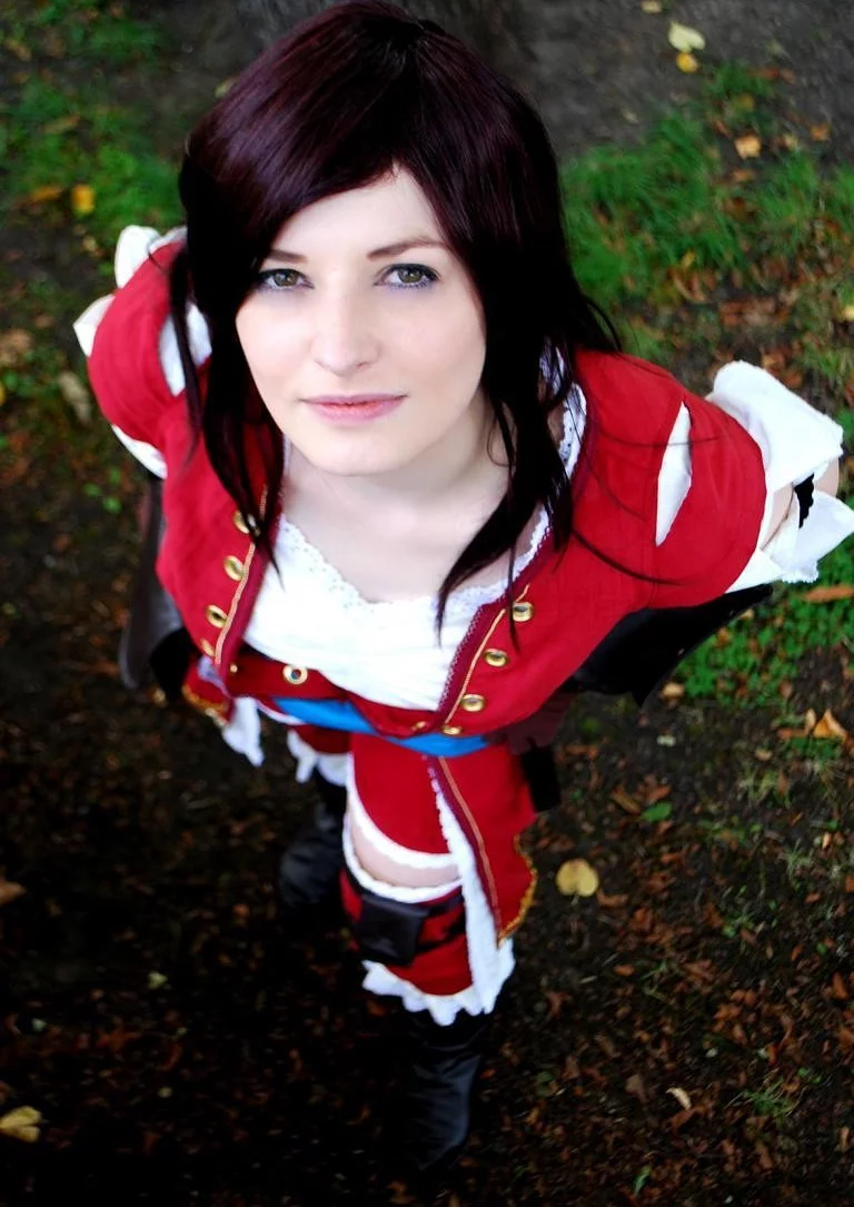 Cosplay-Cover: Fiora Cavazza (Kurtisane)