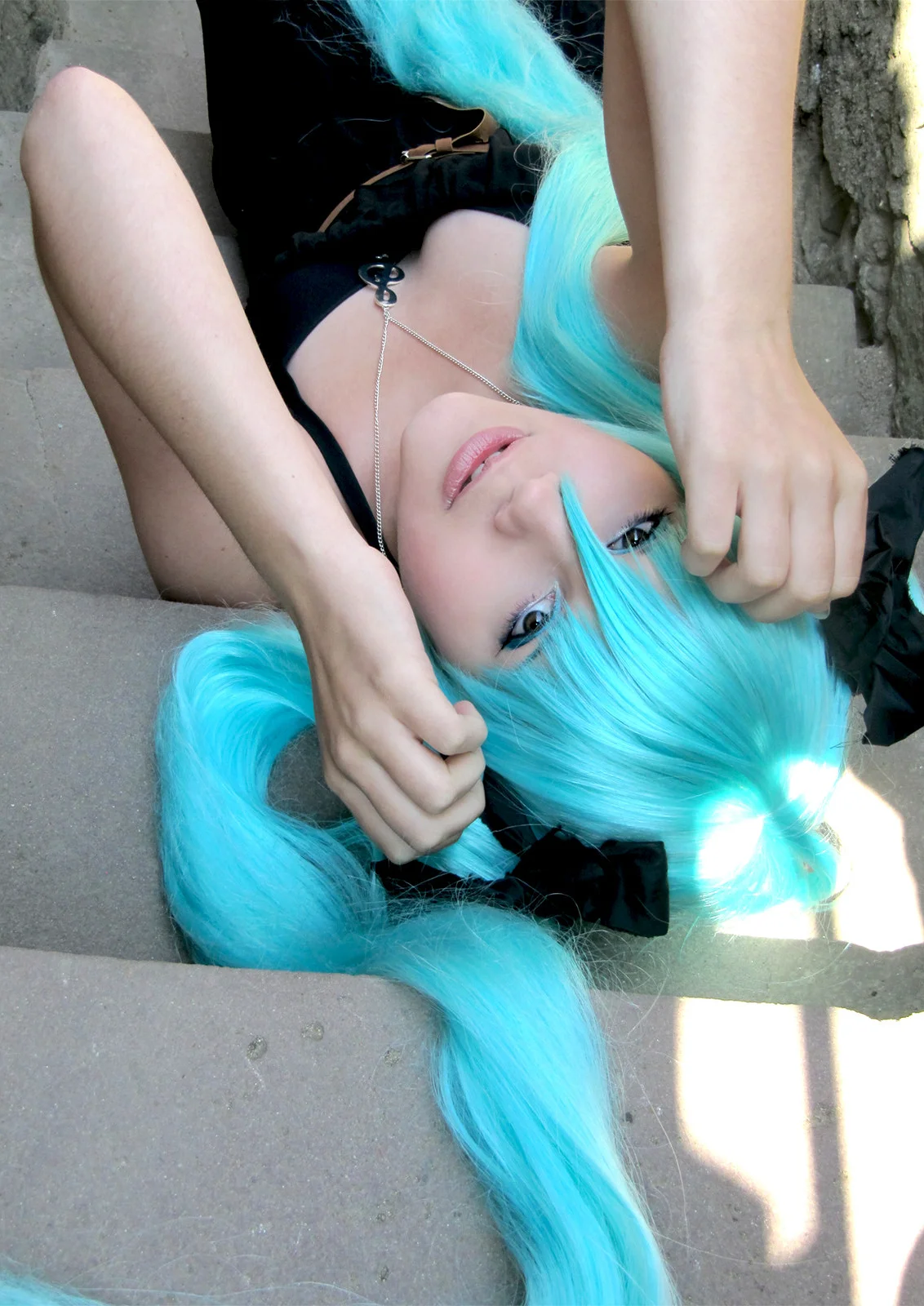 Cosplay-Cover: Miku Hatsune [Black Dress]