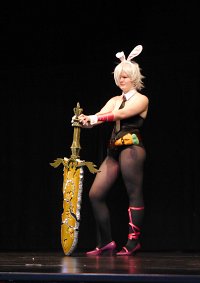 Cosplay-Cover: Battle Bunny Riven