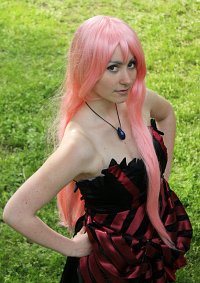 Cosplay-Cover: Megurine Luka (Acute)