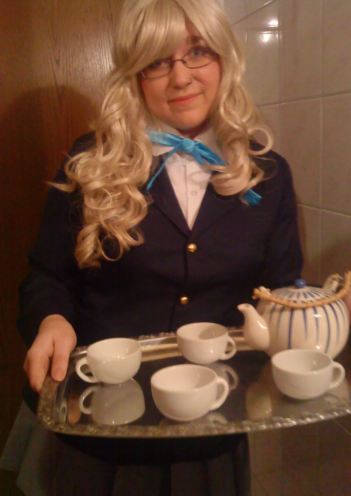 Cosplay-Cover: Mugi [Schuluniform]