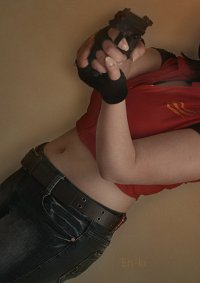 Cosplay-Cover: Claire Redfield ₪ Rockfort Island