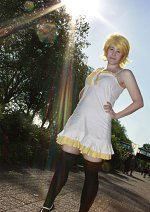 Cosplay-Cover: Kagamine Rin - World is mine