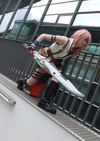 Cosplay-Cover: Claire 'Lightning' Farron [FF XIII]