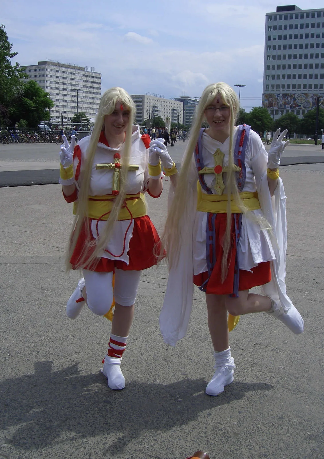 Cosplay-Cover: Jeanne 2. Verwanlung