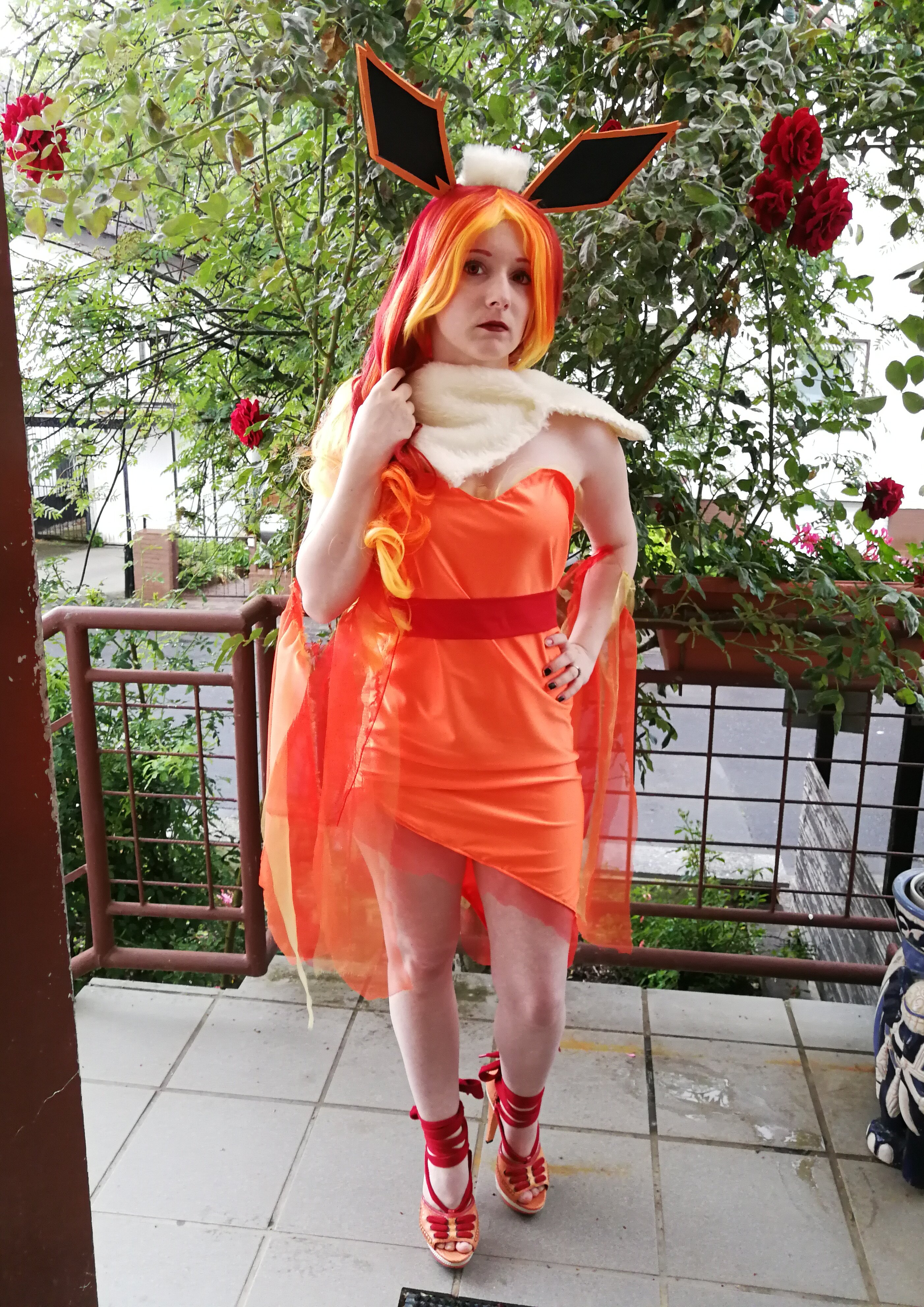 Cosplay-Cover: Flamara (Gijinka)