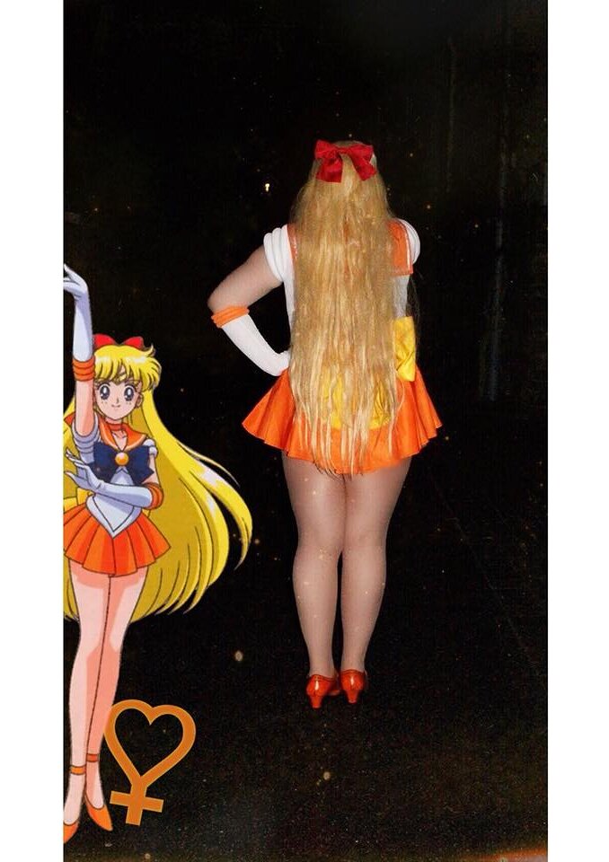 Cosplay-Cover: Sailor Venus.